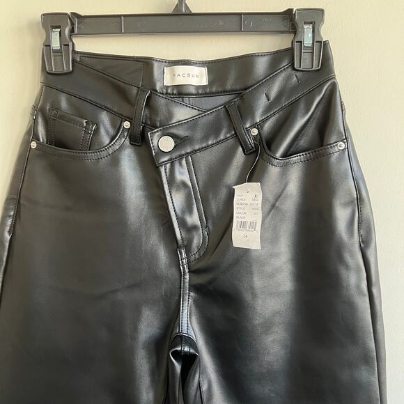 PacSun Stretch Dad Asymmetrical Waist Jeans Faux Leather Black 24 NWT - Picture 2 of 12